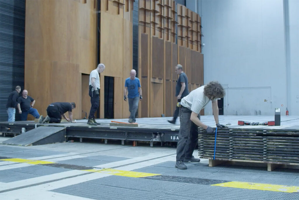 Coulisse, chef, machiniste